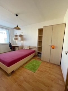 Prenájom 3-izbového bytu, 53 m² – Košice, Terasa, ul. SNP - 9