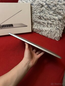 Apple Macbook Pro 15 2017 - 16GB / 512GB / NOVÁ BATÉRIA - 9