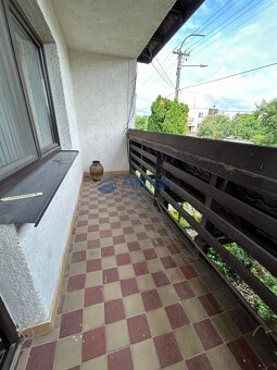 Rodinný dom so samostatnou bytovou jednotkou vhodný na bývan - 9