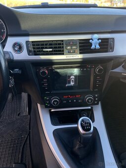 BMW E90 rv.2009 Facelift - 9