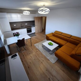 Prenájom 2-izb. bytu + parkovacie miesto +pivnica - 9