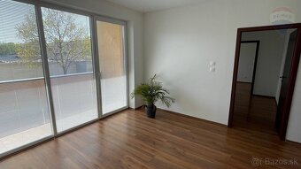 PRENÁJOM: EXKLUZÍVNA PONUKA -CENTRUM MESTA DUNAJSKEJ STREDY - 9