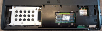ASUS X54C - 9