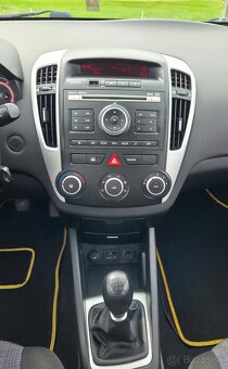 Kia Ceed 1.4 16V 66KW/90PS R.V.10/2010 - 9