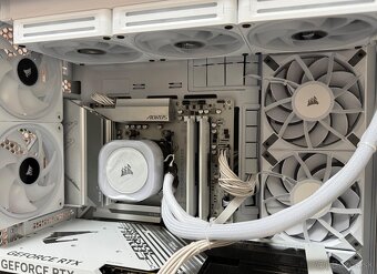 Ryzen 9 9900X3D\32GB\RTX 4080S\SSD\1000W Zdroj - 9
