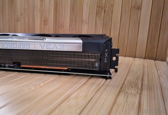 Predám EVGA RTX 3080 FTW3 ULTRA GAMING - 9