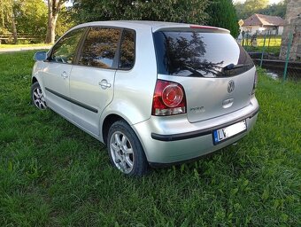 Volkswagen Polo - 9