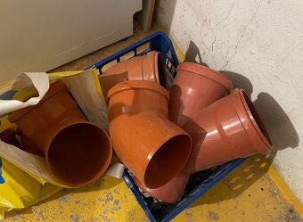Vodoinštalačný a kurenársky materiál - 9