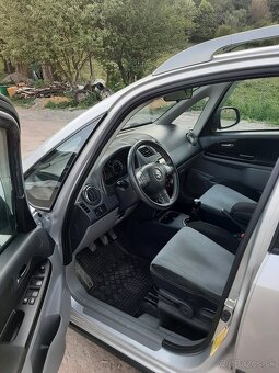 Suzuki SX4 1,6 benzín 88 kW 4x4 rv 2010 - 9