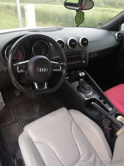 Audi TT Roadster - 9