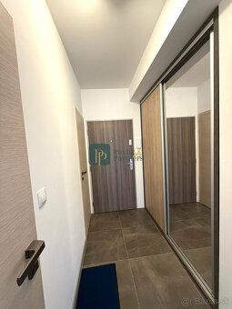 Prenájom krásny 3 izbový byt, terasa, staré mesto, 2x parkov - 9