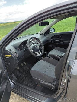 Kia ceed 2009 1.6 benzín - 9