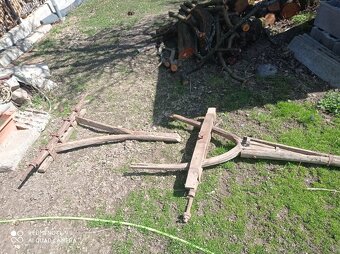 Staré veci na dekoráciu alebo aj na použitie za malotraktor - 9
