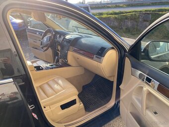 Predám Touareg 3.0 TDi 165kw - 9
