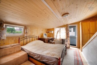 4 IZBOVÝ RODINNÝ DOM S KRÁSNOU ZÁHRADOU - 9