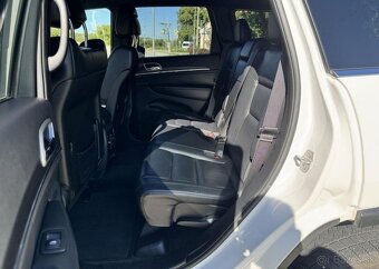 Jeep Grand Cherokee 3,0 CRDI nafta automat 184 kw - 9