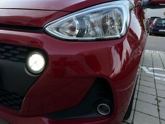 Hyundai i10 2018 52tis km, plná výbava, SK auto - 9