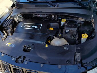 Jeep Compass 2.0 MJET AWD LIMITED(odpočet DPH) - 9