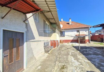 Na predaj čiastočne zrekonštruovaný 4 izbový rodinný dom... - 9