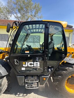 Teleskopický nakladač JCB 531-70 - 9