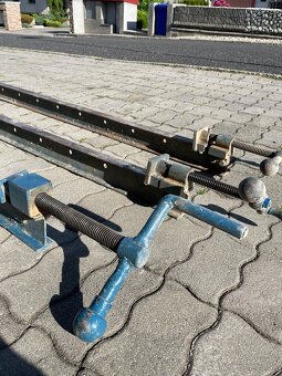 Predám staršie stolárske svorky - 2ks 205 cm, 1ks 154 cm - 9