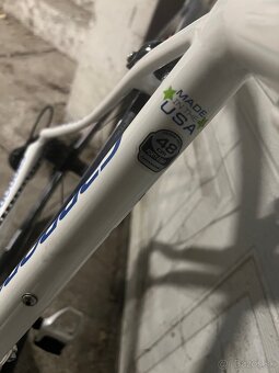 Predám cestný bicykel Cannondale - 9