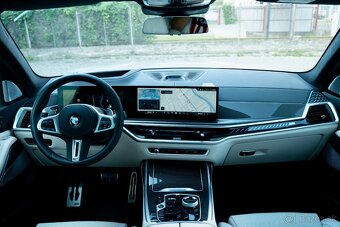 BMW X7 xDrive M60i Individual /7 Miestna - 9