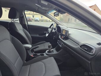 Hyundai i30 1.6 crdi - 9