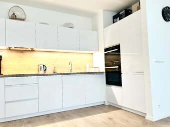 PRENÁJOM 2 izbový byt s parkovacím miestom v cene - 9