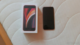 Predám Apple iPhone SE 2020 product RED - 9