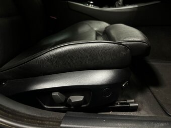 Rozpredám BMW 330d M-Sport E90 na diely - 9