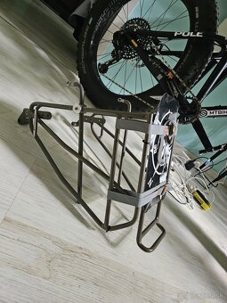 Nosič na bicykel bike fatbike a Thule Packn basket - 9