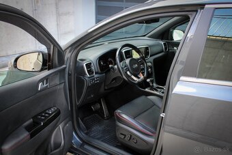 Kia Sportage 2.0 CRDi + 48V (Mild Hybrid) GT-Line A/T - 9