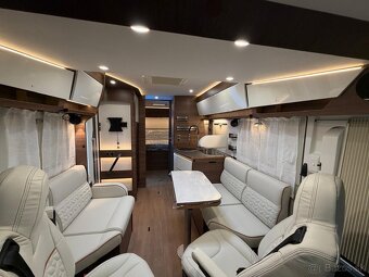 RAPIDO 8096df 4os 3,5T 180PS AUT Dvojitá podlaha - 9