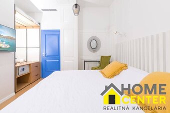 NA PREDAJ LUXUSNÁ kamenná vila / 250 m² / na ostrove HVAR - 9