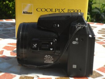 Prakticky nový ultrazoom v top stave. - 9