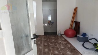 Obchodné priestory 18 m² vo výbornej lokalite – ZADAR, CHOR - 9