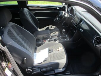 VOLKSWAGEN BEETLE 1,4TSi 118kw Xenon Led DPH 2012 - 9