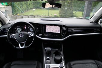 Volkswagen Touareg 3.0 V6 TDI SCR Elegance 4Motion, 1.majite - 9