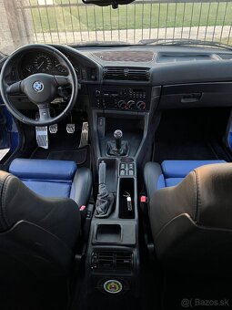 BMW E34 540i V8 Manual - 9