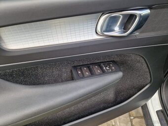Volvo XC40 - 9