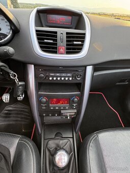 PEUGEOT 207 CC Cabrio - 9