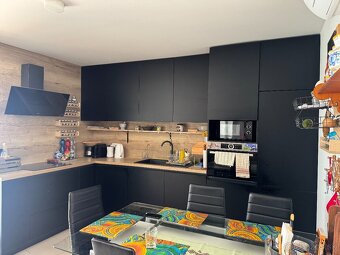 PREDAJ - RD pri súkromnom jazere - Boldog - 9