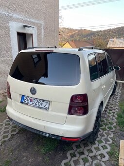 VW touran 2008, Automat, 7 miestne - 9
