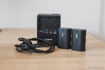 Canon R6 s príslušenstvom - 9