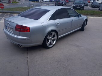 AUDI S8 - 9
