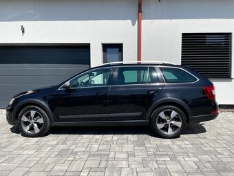 ŠKODA OCTAVIA KOMBI SCOUT - NA PREDAJ / NA SPLÁTKY - 9