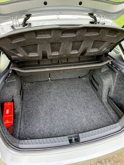 Predám Seat Ibiza combi 1.4i 16V - 9