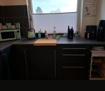 Moderní černá matná linka se spotřebiči,5858 - 9