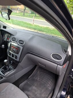 Ford Focus 1.6 tdci - 9